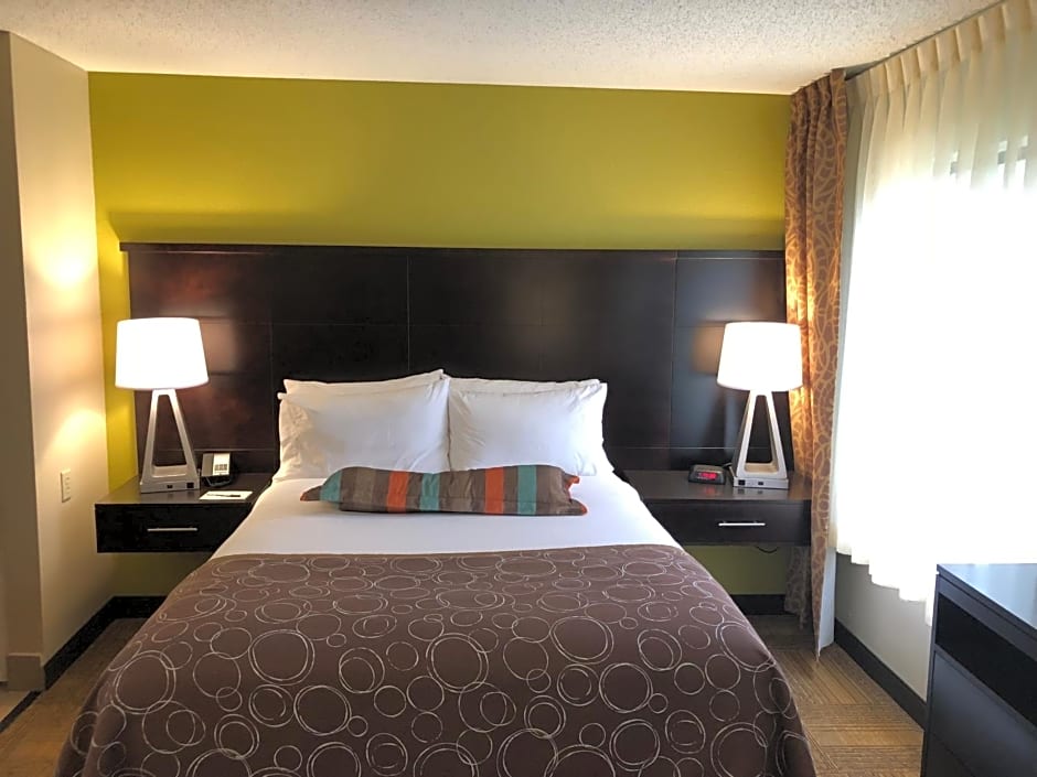 Staybridge Suites Grand Rapids-Kentwood By IHG