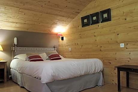 Triple Room with Balcony