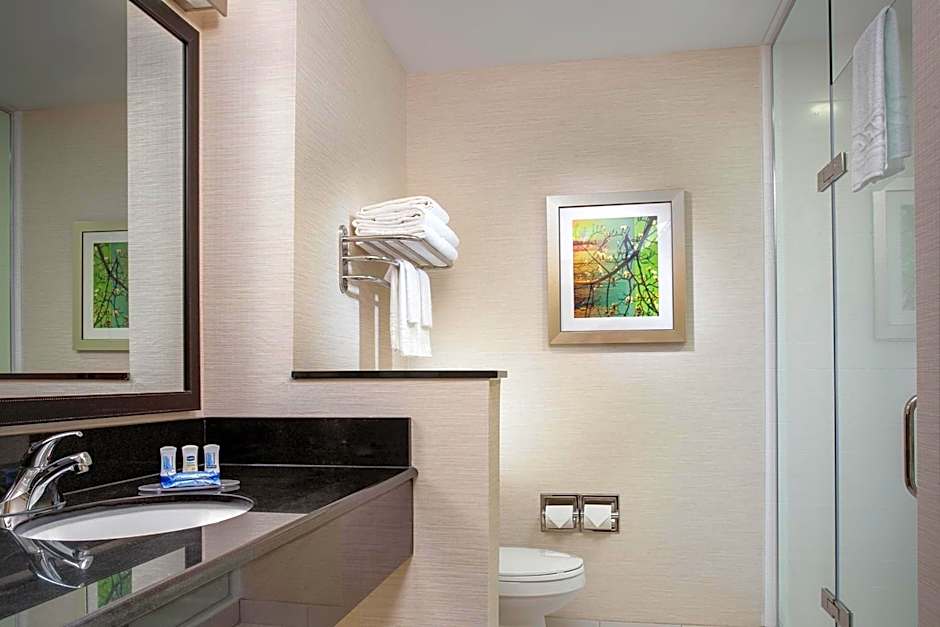 Fairfield by Marriott Inn & Suites East Hartford