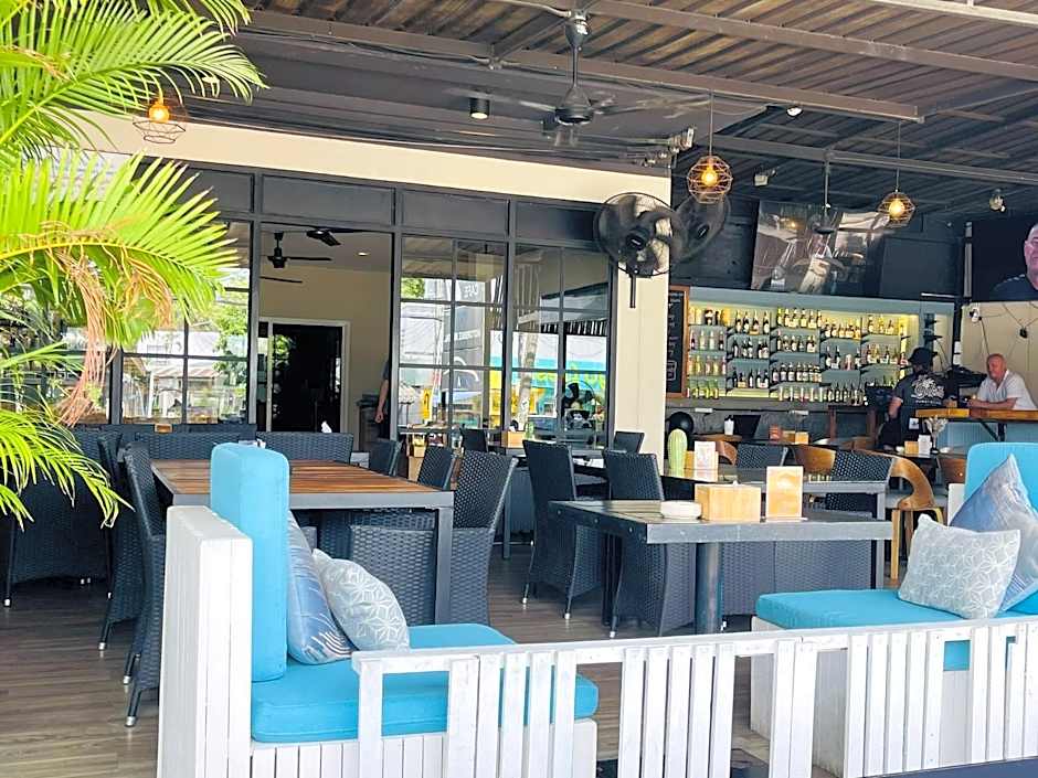 New Breakers Hotel Rawai