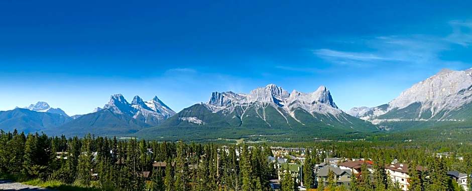 Coast Canmore Hotel & Conference Centre