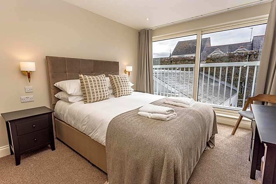 The Town Crier, Tenby