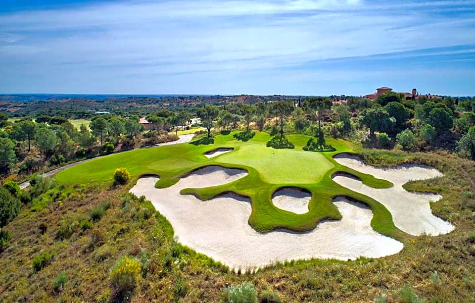 Monte Rei Golf & Country Club