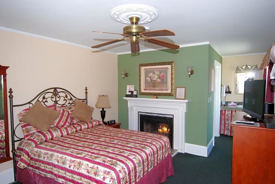 Rose Garden Inn – Berkeley, CA