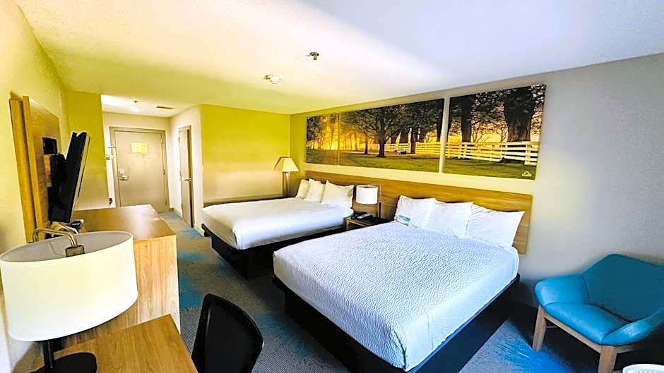 Days Inn & Suites by Wyndham Wynne