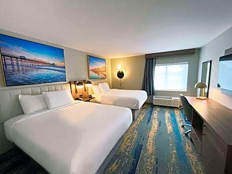 Standard Room with Two Queen Beds, Non-Smoking