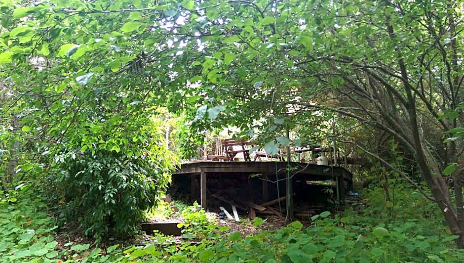 Black Cockatoo Lodge