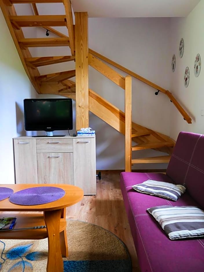 Domki letniskowe "Pod lipą"