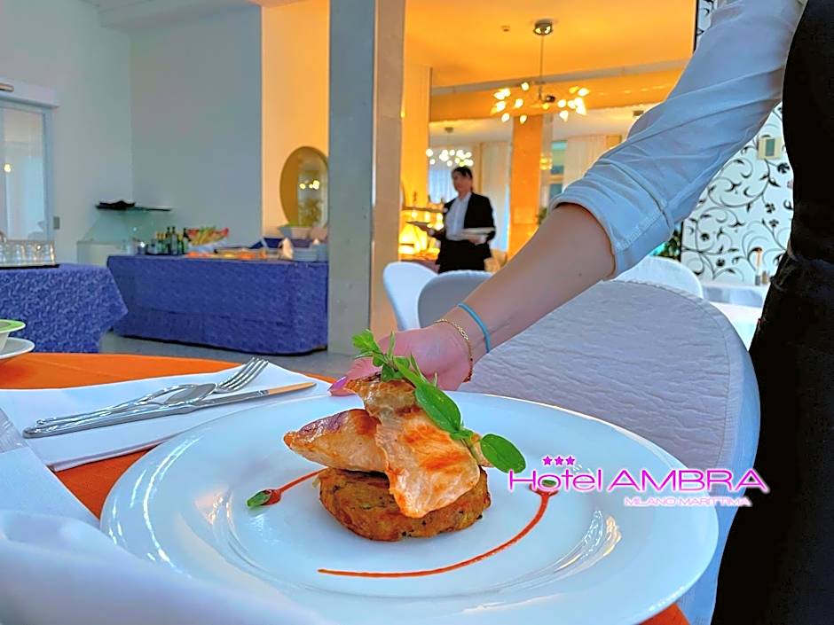 HOTEL AMBRA - Fronte Mare - Vicinissimi al Centro