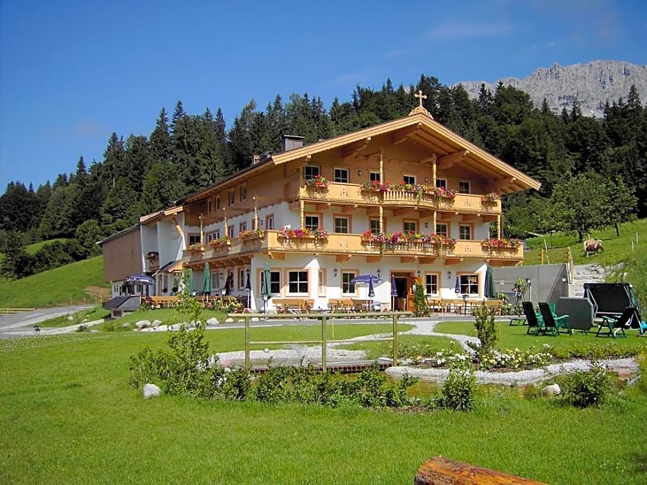 Bauernhof Haflingertränke