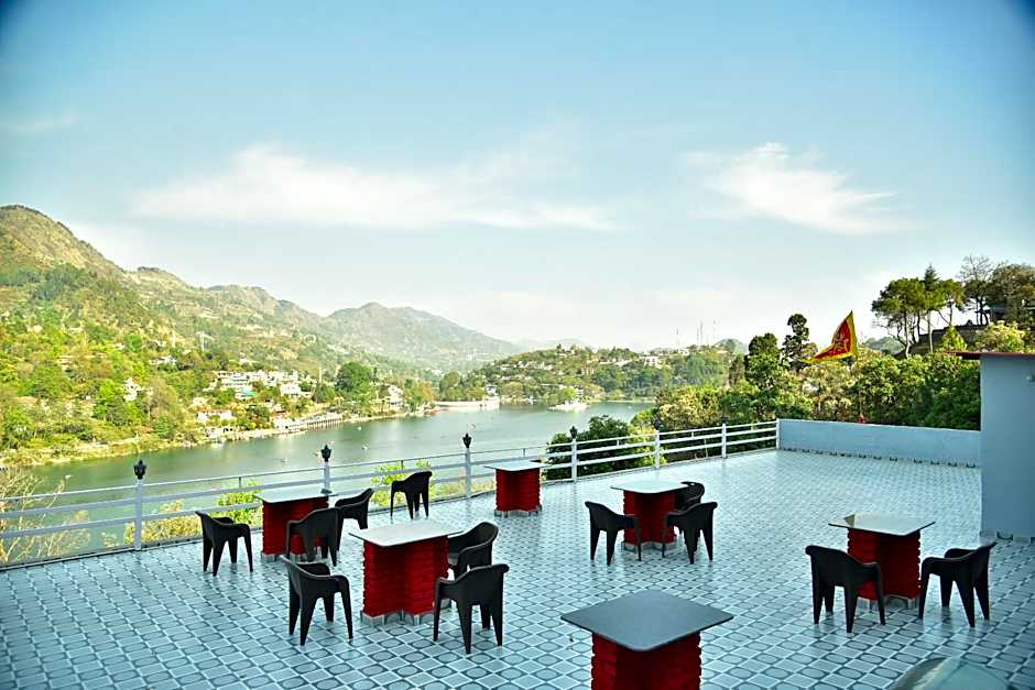 Hotel Lake Paradise Inn