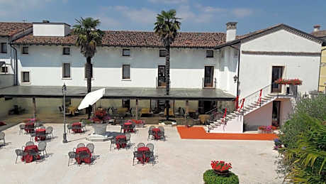 Hotel In Sylvis