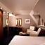 Hotel Pacific