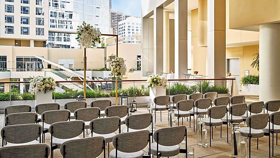 Conrad Los Angeles
