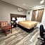 Perth Plaza Inn & Suites