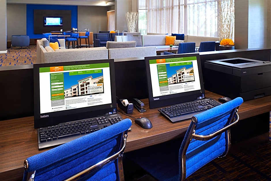 Courtyard by Marriott Kansas City Overland Park/Convention Center