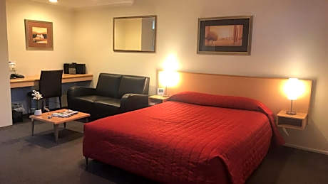 Suite with Spa Bath