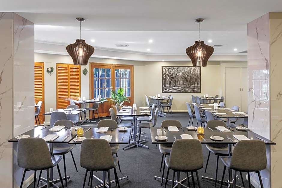 Quality Hotel Melbourne Airport