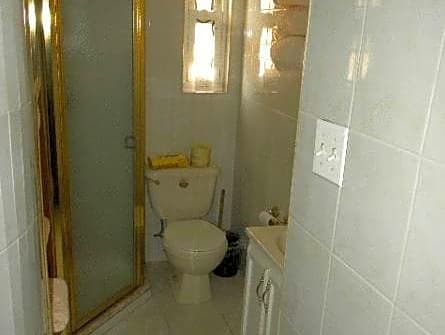 Midwood Suites Brooklyn