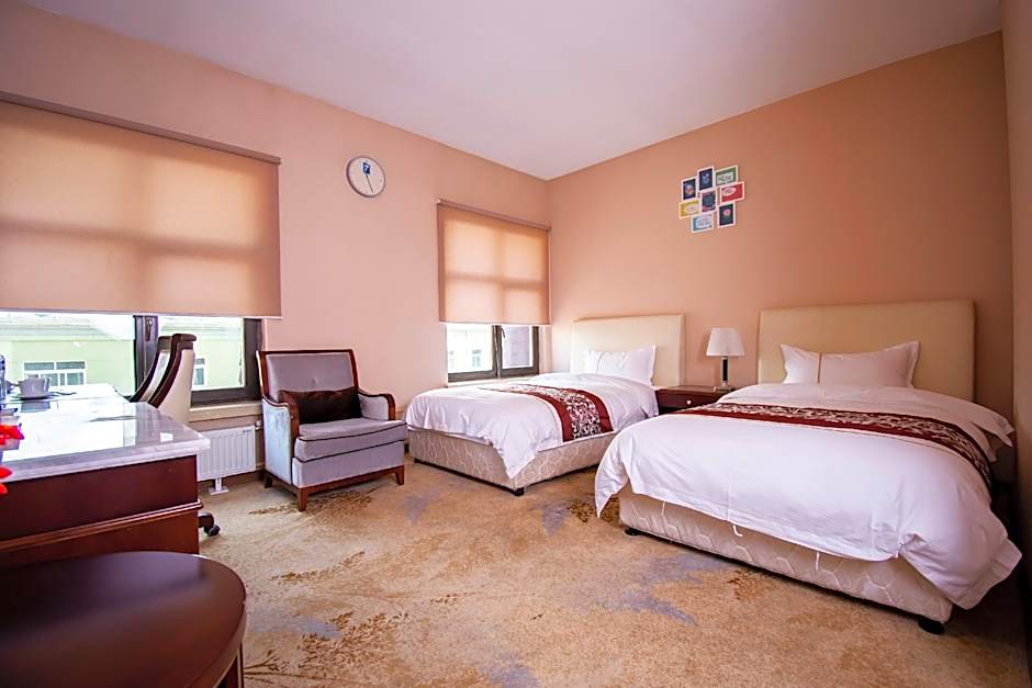 Mika Hotel