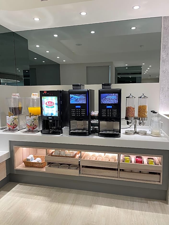 Hotel B (Quarantine Hotel)