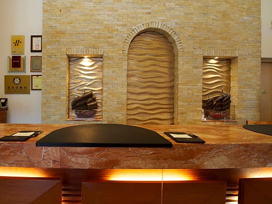 Hotel Regalees