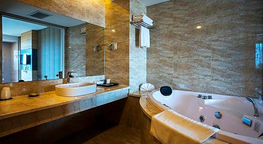 Muong Thanh Holiday Mui Ne Hotel