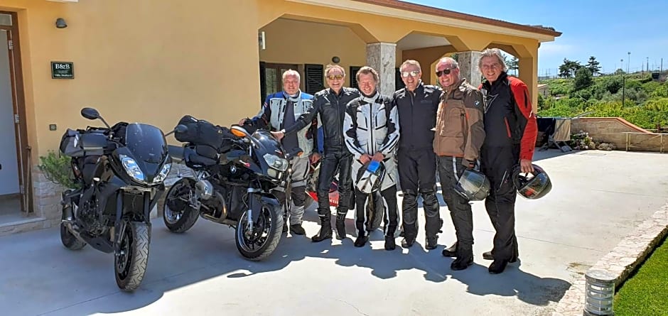 Villa Malvasio Pool and Jacuzzi Room Sassari