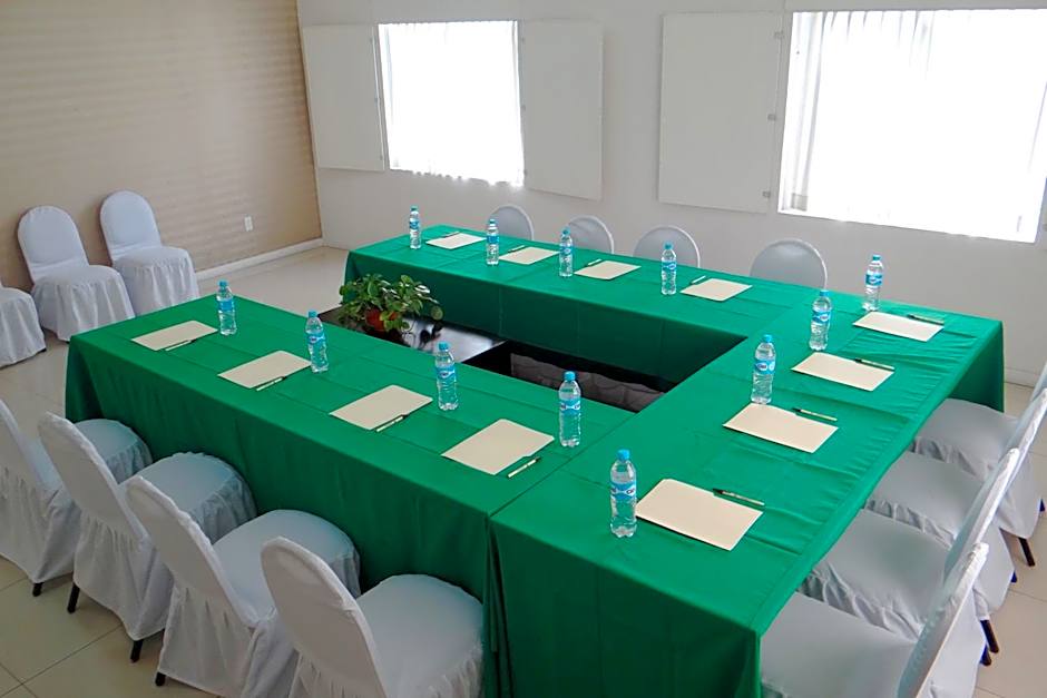 Hotel Las Palomas Express