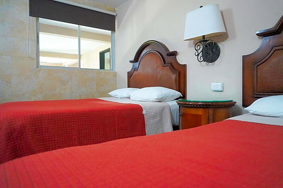 Hotel Colonial Cancun