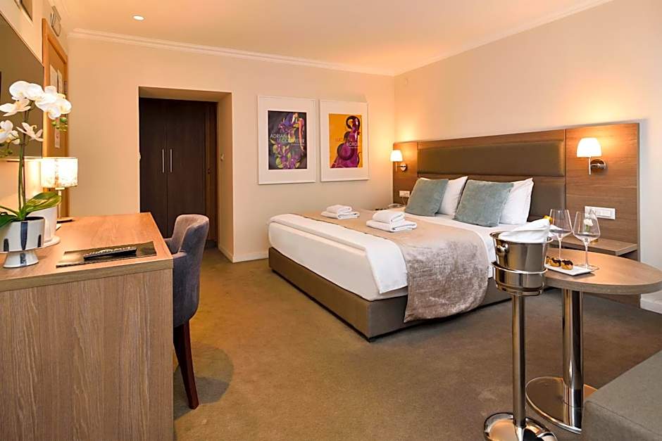 Hotel Opera Garni
