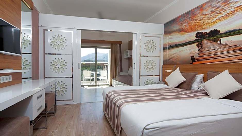 Holiday Village Türkiye