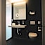 Hotel AVA