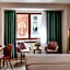 Hotel H12
