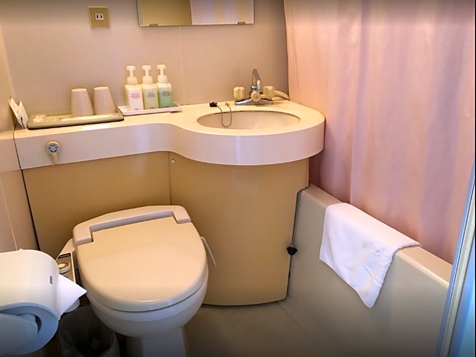 Pearl Hotel Kasai