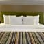 Country Inn & Suites by Radisson, La Crosse, WI