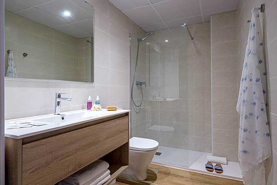 Apartamentos California