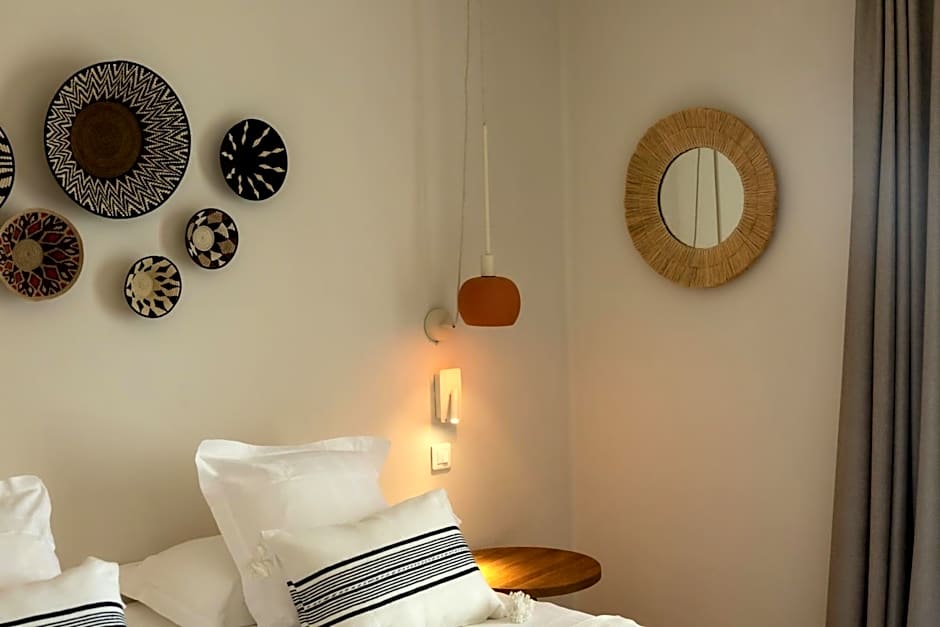 Casa Santini x Roc Seven