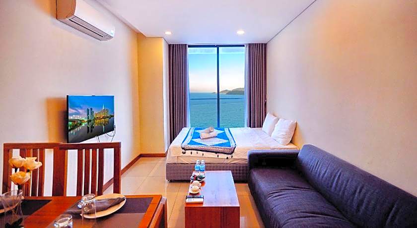 Holi Beach Hotel and Apartments