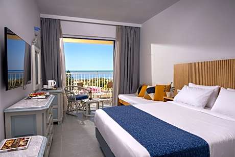 Superior Room with Sea View
