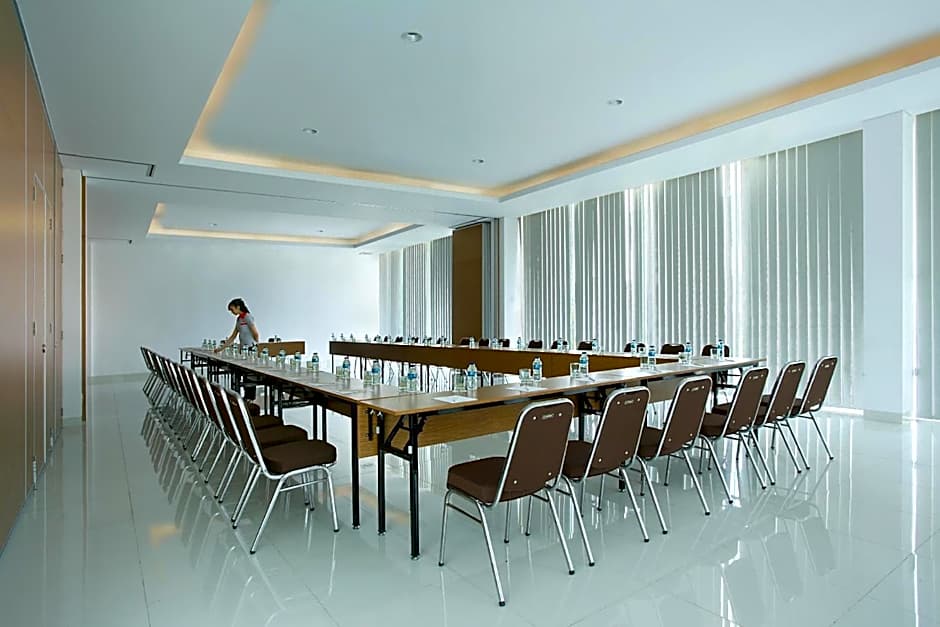 Amaris Hotel Embong Malang - Surabaya