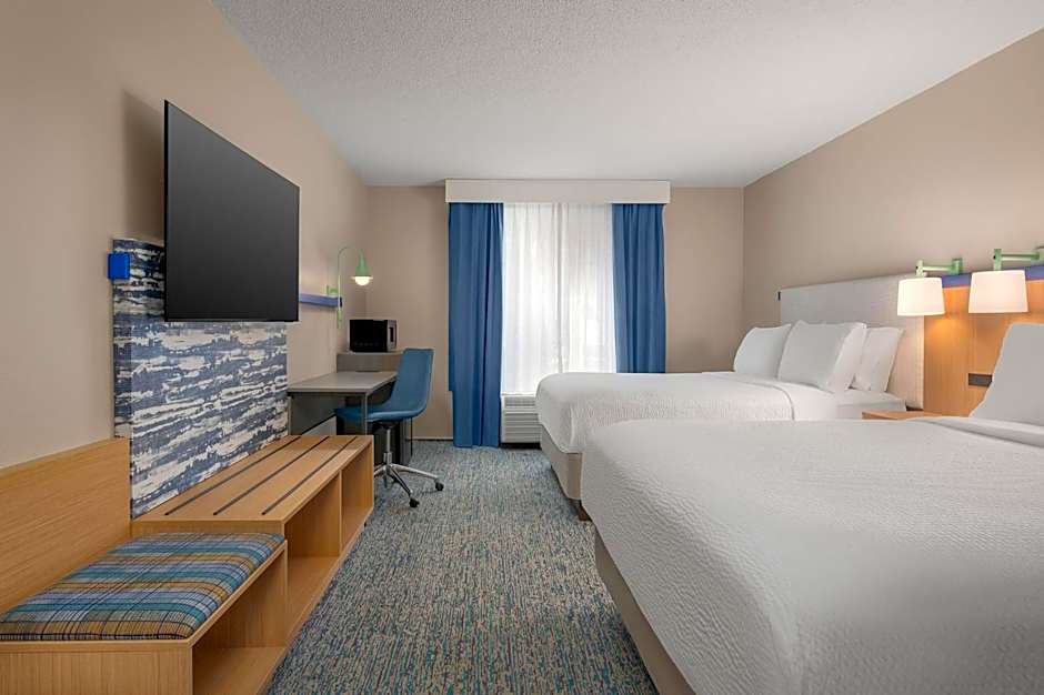 Photo 1 of 3 of Standard 1 Queen Bed, Mobility Accessible, Bathtub