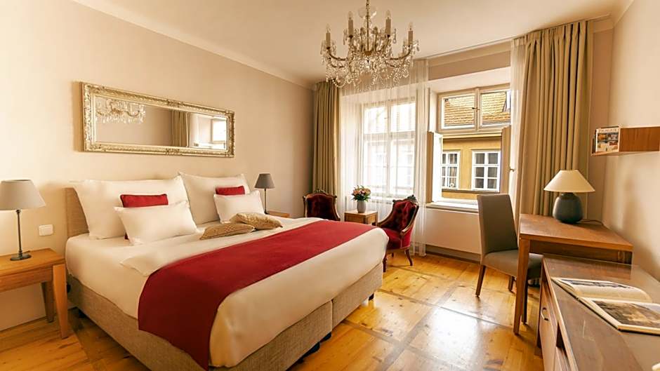 Hotel Golden Key Prague Castle