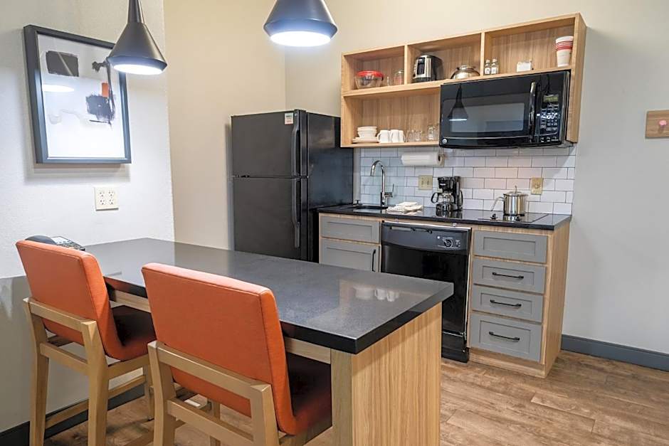 Candlewood Suites Deer Park By IHG