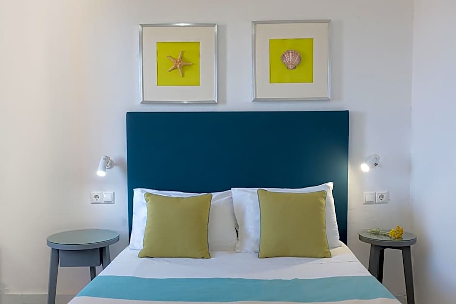 Photo 1 of 14 of Suite, Sea View