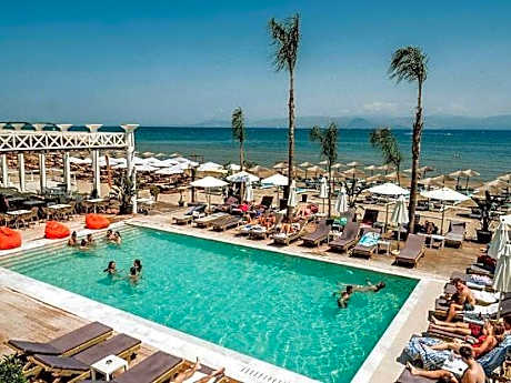 Trabukos Beach Complex