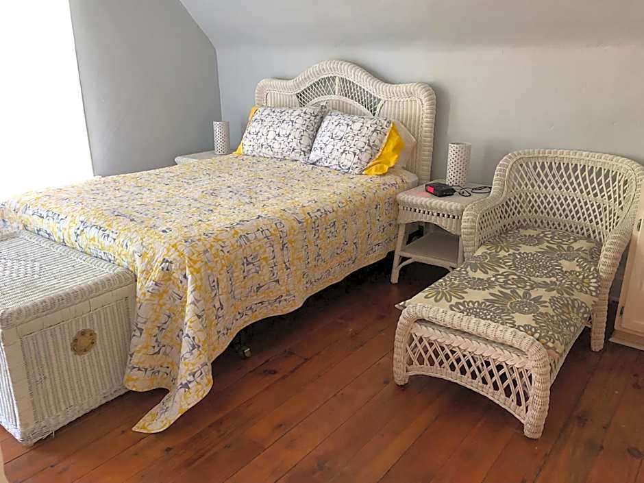 Lucy's Place