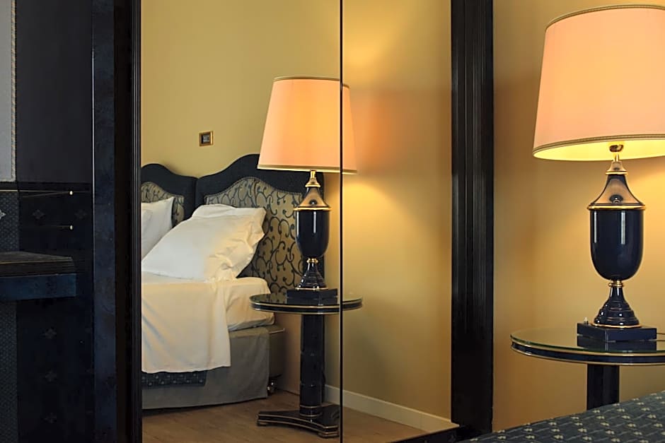 Grand Hotel Excelsior'S