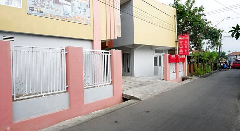 RedDoorz Syariah near RSUD Margono Purwokerto