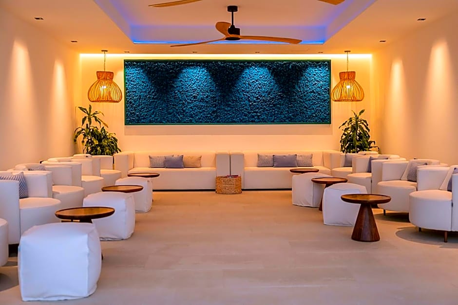 Royal Marina Suites Boutique Hotel